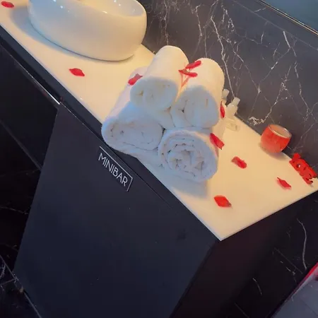 Loveroom & Erotic & 3*